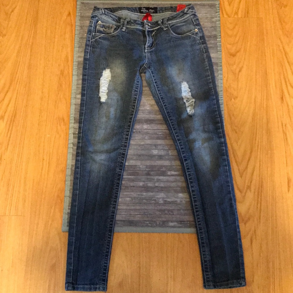 Denim distressed